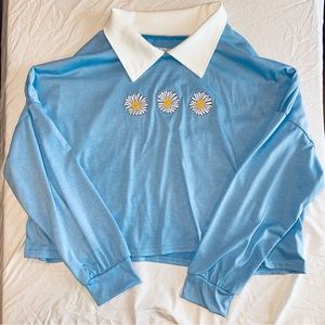 NWOT ROMWE Small Blue Floral Crop Top